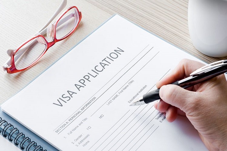 Lý do bạn nên đến với dịch thuật lĩnh vực Hồ sơ Visa tại Dịch Thuật Á Âu