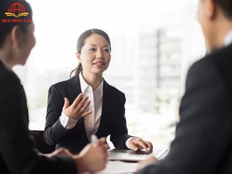 Checklist đánh giá năng lực phiên dịch trước khi chốt hợp đồng