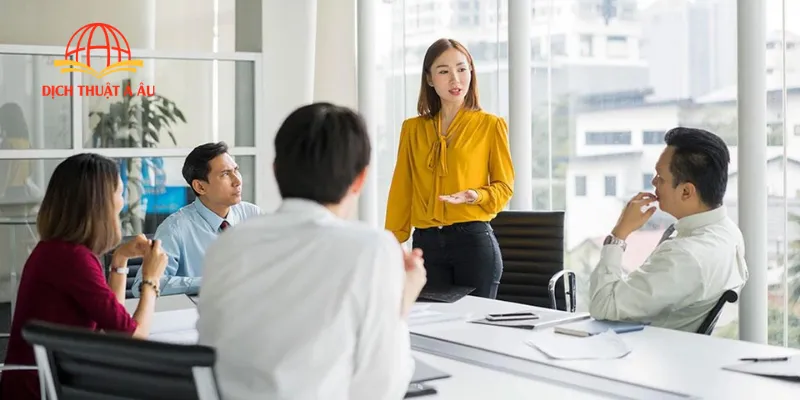 Quy trình lựa chọn và kiểm soát chất lượng phiên dịch viên nghiêm ngặt