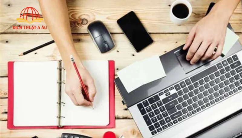 Hiệu đính vs Biên tập vs Proofreading: Chọn mức độ nào cho phù hợp?